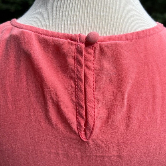 100% Silk Max Studio Sleeveless Blouse with Pleated Neckline - Picture 8 of 15